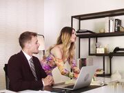 极致大长腿高颜值美女