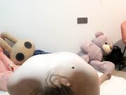 豹纹小野猫露脸来欲望了 自己揉捏骚奶子摸逼逼浪叫好骚 勾搭大哥激情啪啪