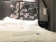 约了个苗条大奶高颜值妹子 近距离拍摄口交上位骑乘抽插呻吟