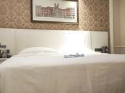 漂亮轻熟女 我下面挺骚的正常的逼那就是常见的逼 套呢 我们都一直抠不出来我痛啊