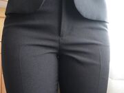 来看房情侣的男友被心机紧身裙挑逗1