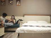 小霍思燕黑色吊带显身材，主动献上小鲍鱼