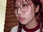 粉色头发辣妹亚美梨真空口交让你爽到变傻瓜2