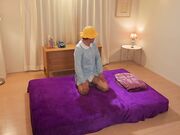 芽依老师在深夜幼儿园疼爱我们的笨笨小可爱2