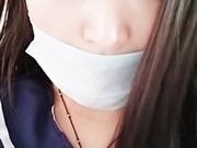 漂亮萌妹子制服漏奶漏逼尿尿