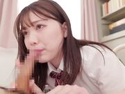 室内裸露无内裤健康法的卫生委员长不自觉诱惑2