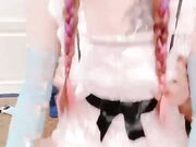 麻花辫红发网红美女 微毛一线天美穴 新买的情趣椅子试用 骑脸舔骚逼