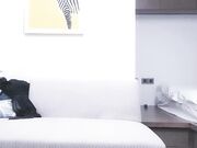 被操哭求删经纪人微信自开播越过的颜值最高妹子99年极品楚楚可怜