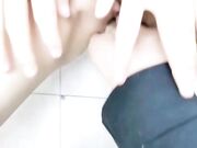 鬼父大牛下药迷奸女儿惨遭翻车 不顾女儿的反抗强行强奸女儿