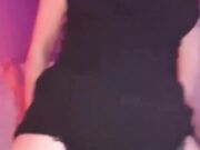 完美眼镜反差女神 光撸鸡巴那几下就受不了了 别说后面骑乘扭屁股了