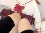 江大艺术学院反差婊校花双马尾萝莉被无套爆窗粉嫩小穴清纯浪叫