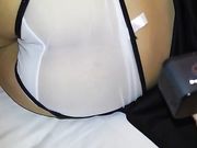 豪华KTV包厢性感漂亮大美女参加朋友聚会玩的太嗨喝多了上厕所时2个朋友就想搞她,没成功又带到酒店轮流操了她!