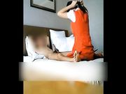 有钱人高价约炮学院在读青春靓丽美少女援交妹服务到位被各种爆操开始娇滴滴呻吟后来嗷嗷大叫这钱花的值啊