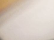 城暗藏隔间拍来方便的美眉们