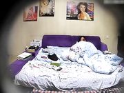 长发妹心情不错做爱之前先唱歌