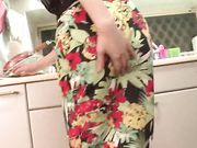 巨尻を晒し豪快フェラ宮崎愛莉