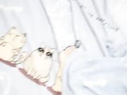 不停歇轮流换着插女的被操的呻吟连连