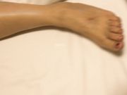 宵夜被下药灌倒后酒店开房玩弄