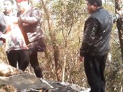 树林里嫖野妓憨厚的大哥干领导观战