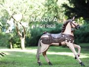 混血美女刘柔在别墅里骑马假鸡巴放在马背上插嫩逼