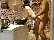 初音恋淫荡生活 黑丝青纱衫极致诱惑 翘美臀迎接大J8后入抽插 从浴室爆操到卫生间 淫荡浪叫 高清720P完整版