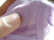 刚认识的大学妹子带到宾馆强行干叫声太大用内裤塞住嘴流泪求饶