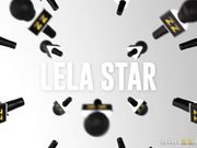 让小男生的大鸡鸡在屁眼里射精的女记者