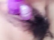 在家无聊也不让男人插自己插用力干的水到处都是