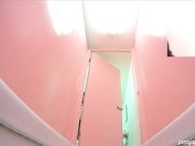 白领美少妇公共卫生间并排叠罗汉花式嘘嘘