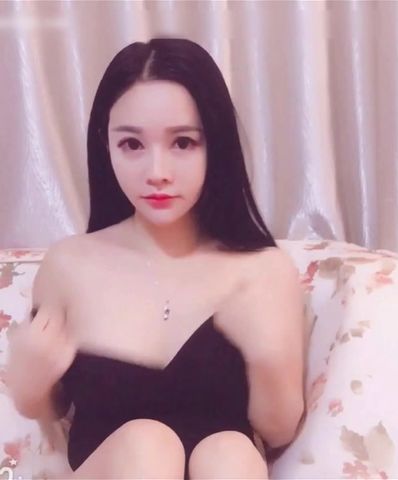 网红女神芭比微拍福利与粉丝酒店激情啪啪