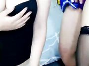 露脸双飞情趣骚女口交啪啪多姿势激情轮草淫声浪语不断