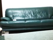 趁老婆不在家约一个援交妹回来在客厅啪啪