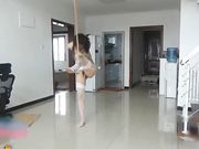 俏皮美乳模特木木私拍吊帶白絲高跟全裸捆綁束縛鞭打揩油