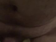 样子清纯还有一点女人声音的的人妖被大屌直男插到自己射出来