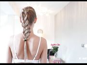 如此大长腿的苗条小姐姐玩弄鸡巴真的会忍不住的