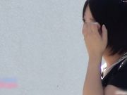 公厕两机位偷拍两个内急的漂亮少妇一起尿尿