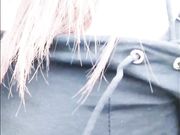 网红美女剧情演绎户外勾引离异的大叔在车来车往的路边做爱