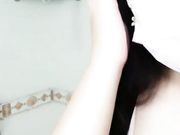 萌妹子浴室洗澡洗完马桶上手指扣逼自慰毛毛多性欲强