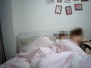 黑车司机邦哥偶遇气质富姐车里搞得不过瘾带回家搞