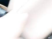 露脸玩刺激路边看着行人玩大奶肥臀口活超棒车里被草到淫叫