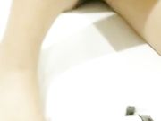 气质眼镜女白领兼职女主播和土豪粉丝宾馆豪华套房约炮