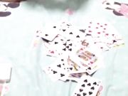 逗逼小青年裸体玩斗地主输的要拔阴毛妹子还说自己毛太难拨