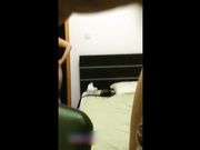 眼镜少妇私会情夫穿情趣网袜挑逗啪啪