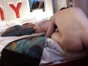 带着喝得有点高的已婚女同事到酒店开房骚货下面毛真多