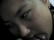 叛逆的技校眼镜妹和同居男友自拍脱了衣服奶真大