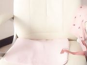 肉肉妹子紧身裤诱惑 褪下裤子掰开逼逼扭动屁股再换情趣装