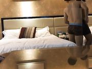 公子哥酒店开房约炮啪啪单位95年未婚丰满大屁股女同事