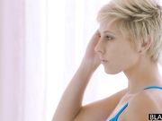 美女高颜值丰满好身材嫩肉逼穴操进去大长腿要硬啊