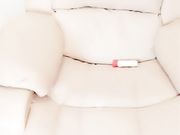 女模特大秀一多诱惑，屁股真带劲撅着上下晃等大哥来干，道具激情抽插骚逼