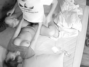 破解家庭网络摄像头偷窥系列：夫妻啪啪老婆被干完直接睡觉